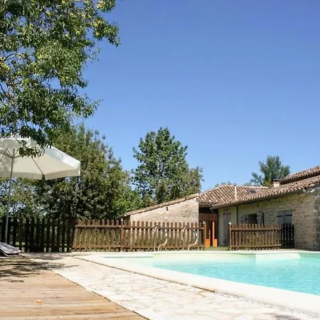 Bacquies - Swimming Pool And Enclosed Garden Villa